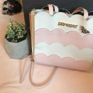 SOLD Betsey Johnson blush pink scalloped purse